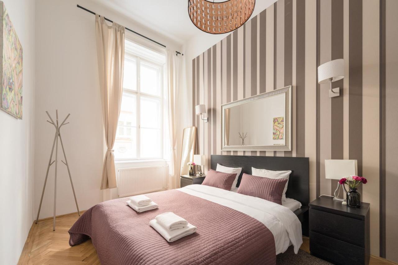Oasis Apartments - Dohany Street I Budapest Luaran gambar