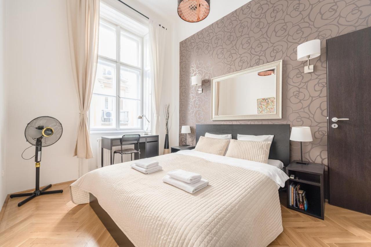 Oasis Apartments - Dohany Street I Budapest Luaran gambar